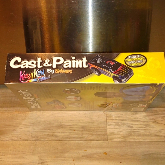 Krazy Kars by Skullduggery Cast & Paint Trucks - Picture 5 of 7